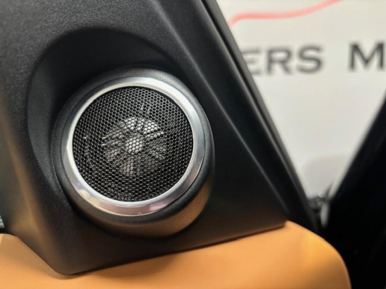 Land Rover RANGE ROVER 3.0 SDV6 Autobio, LWB , Panodak,Trekh, Softclose, Head-up, NL au