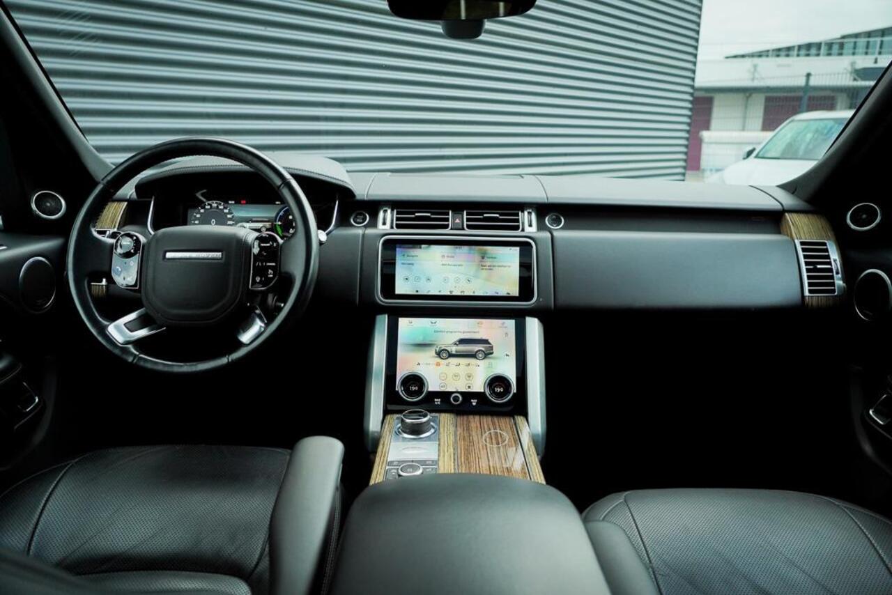 Land Rover RANGE ROVER P400e Vogue / Pano / Trekhaak / Meridian / Stoelventilatie