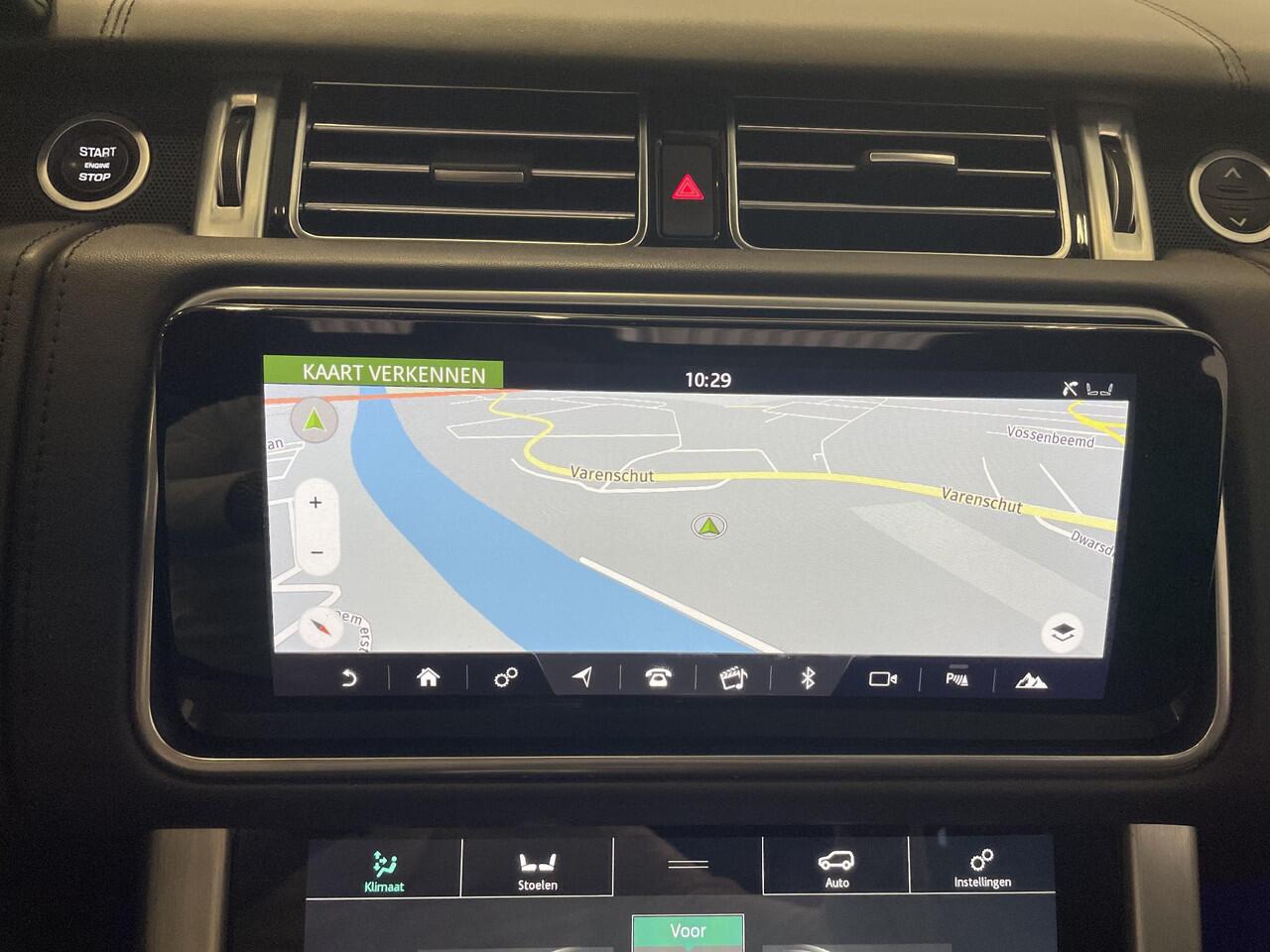 Land Rover RANGE ROVER 3.0 TDV6 Autobiography Trekhaak Panoramadak Navigatie Apple Carplay/Android Auto Adaptive Cruise Control Camera Parkeersensoren Head-up Display Stoelverwarming en verkoeling Stuurverwarming Matrix Ledkoplampen Getinte ramen Luchtvering