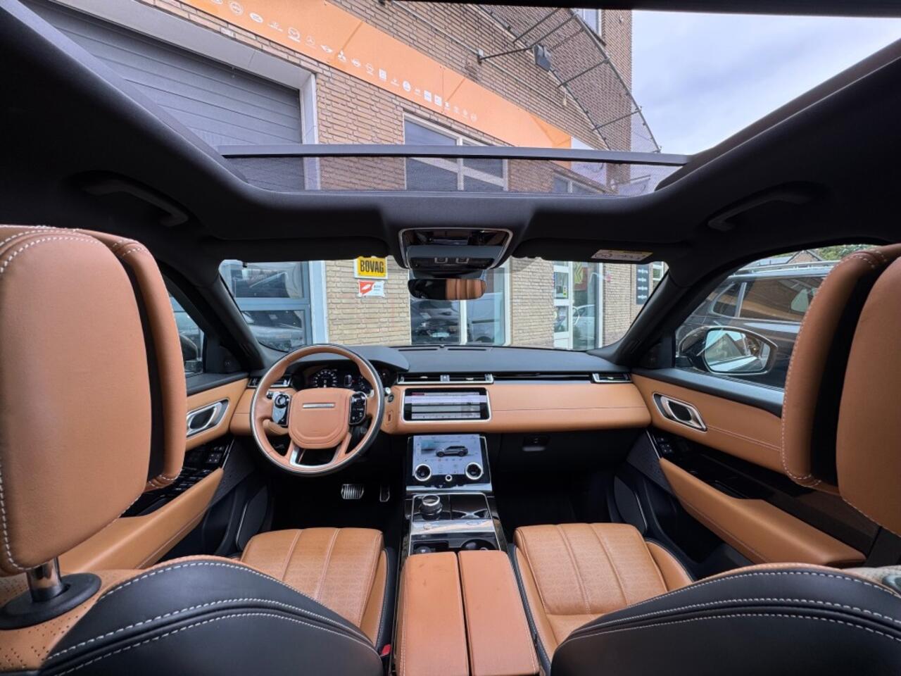 Land Rover RANGE ROVER P300 2.0 AWD R-DYNAMIC SE LEER/PANODAK/BTW/NL-AUTO 37.000KM!