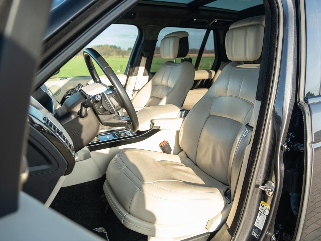 Land Rover RANGE ROVER 2.0 P400e Vogue | Merdian Sound | HUD | Volleder | Matrix Led | Verw stuur | Connect Pro | SoftClose | Alc hemel | 360 Cam | Dual view | CarPlay | Keyless | Etc.. Org NL