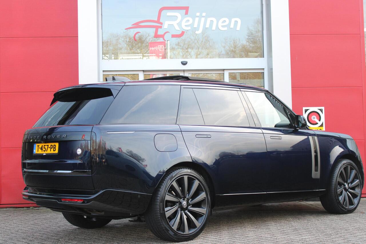Land Rover RANGE ROVER 4.4 V8 P530 SV LWB AWD SIGNATURE SUITE | PANORAMISCH SCHUIF/KANTEL DAK | MEESTURENDE ACHTERAS | ELEKTRISCH WEGKLAPBARE TREKHAAK | SV INTERIEUR FIRST CLASS CABIN PACK (TWEE VOLLEDIG VERTELBARE ACHTERSTOELEN MET SCHERMEN EN KOELKAST) (RSE) | 23" OBLIVN VELG