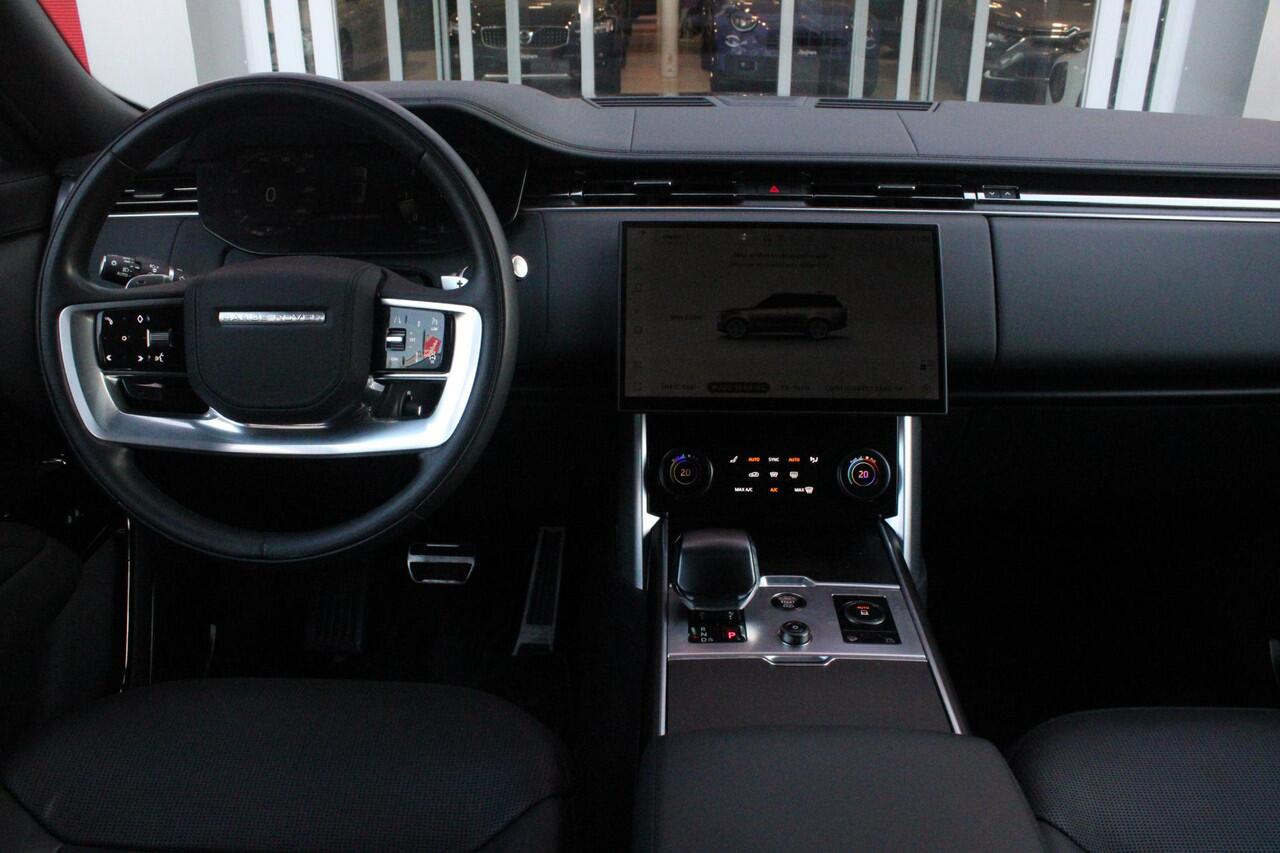 Land Rover RANGE ROVER 4.4 V8 P530 SV LWB AWD SIGNATURE SUITE | PANORAMISCH SCHUIF/KANTEL DAK | MEESTURENDE ACHTERAS | ELEKTRISCH WEGKLAPBARE TREKHAAK | SV INTERIEUR FIRST CLASS CABIN PACK (TWEE VOLLEDIG VERTELBARE ACHTERSTOELEN MET SCHERMEN EN KOELKAST) (RSE) | 23" OBLIVN VELG