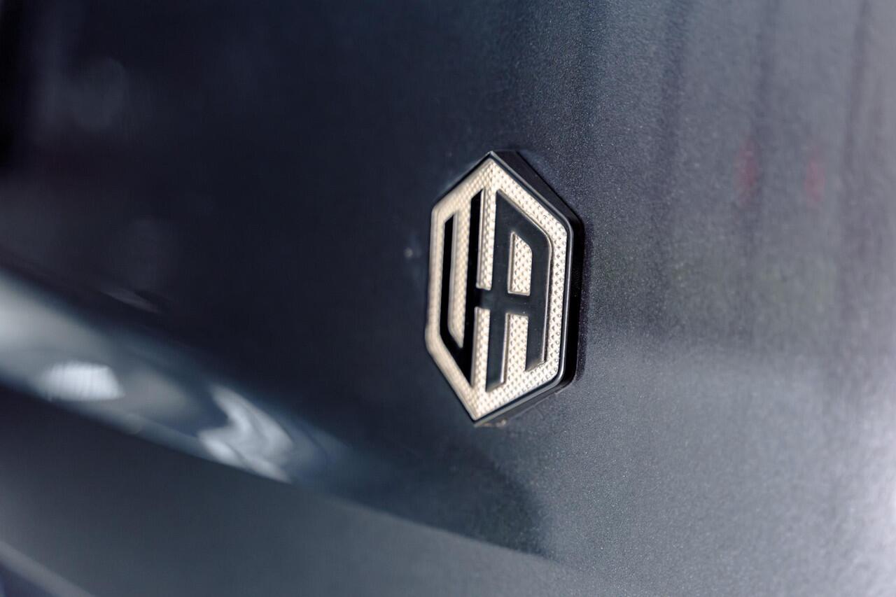 Land Rover RANGE ROVER P550e Autobiography | URBAN | RV13 | Autobiography |