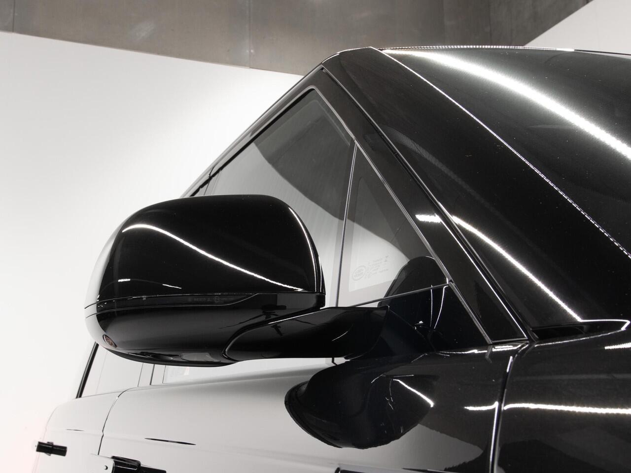 Land Rover RANGE ROVER Range Rover P460e HSE Black Edition - Black Wheels - Black Pack