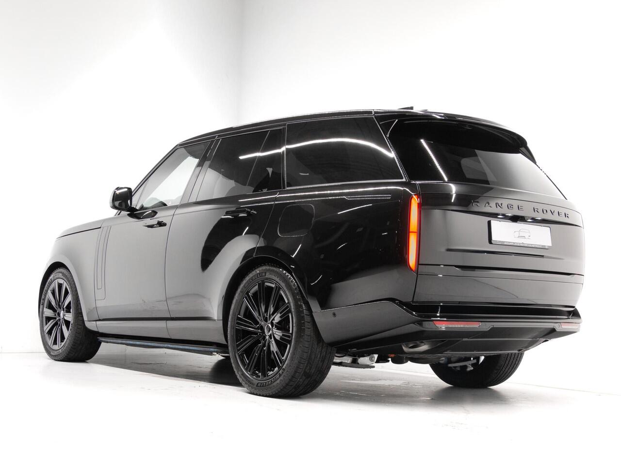 Land Rover RANGE ROVER Range Rover P460e HSE Black Edition - Black Wheels - Black Pack