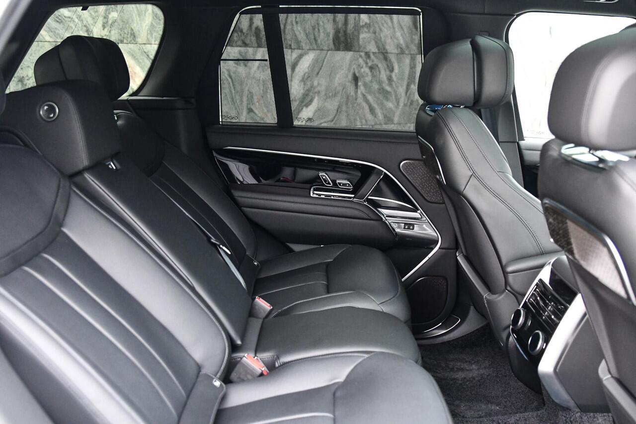 Land Rover RANGE ROVER P550e SV Tourmaline mat brown|23inch||Trekhaak|