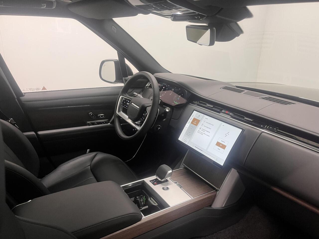 Land Rover RANGE ROVER 3.0 P460e HSE PHEV