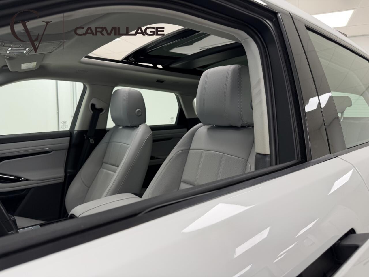 Land Rover RANGE ROVER EVOQUE 1.5 P300e AWD S | Panoramadak | Meridian Sound | Leer |