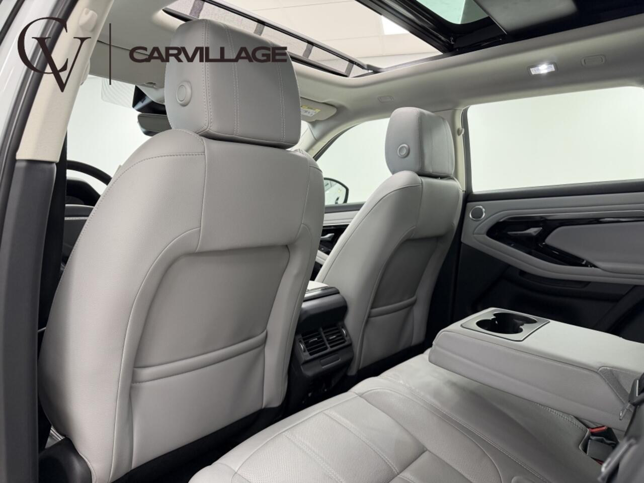 Land Rover RANGE ROVER EVOQUE 1.5 P300e AWD S | Panoramadak | Meridian Sound | Leer |