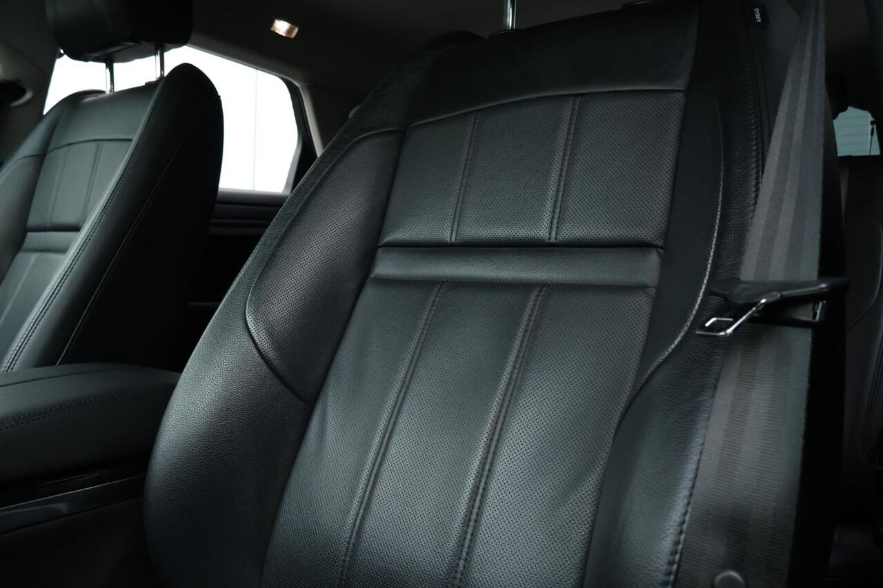 Land Rover RANGE ROVER EVOQUE 1.5 P300e AWD R-Dynamic