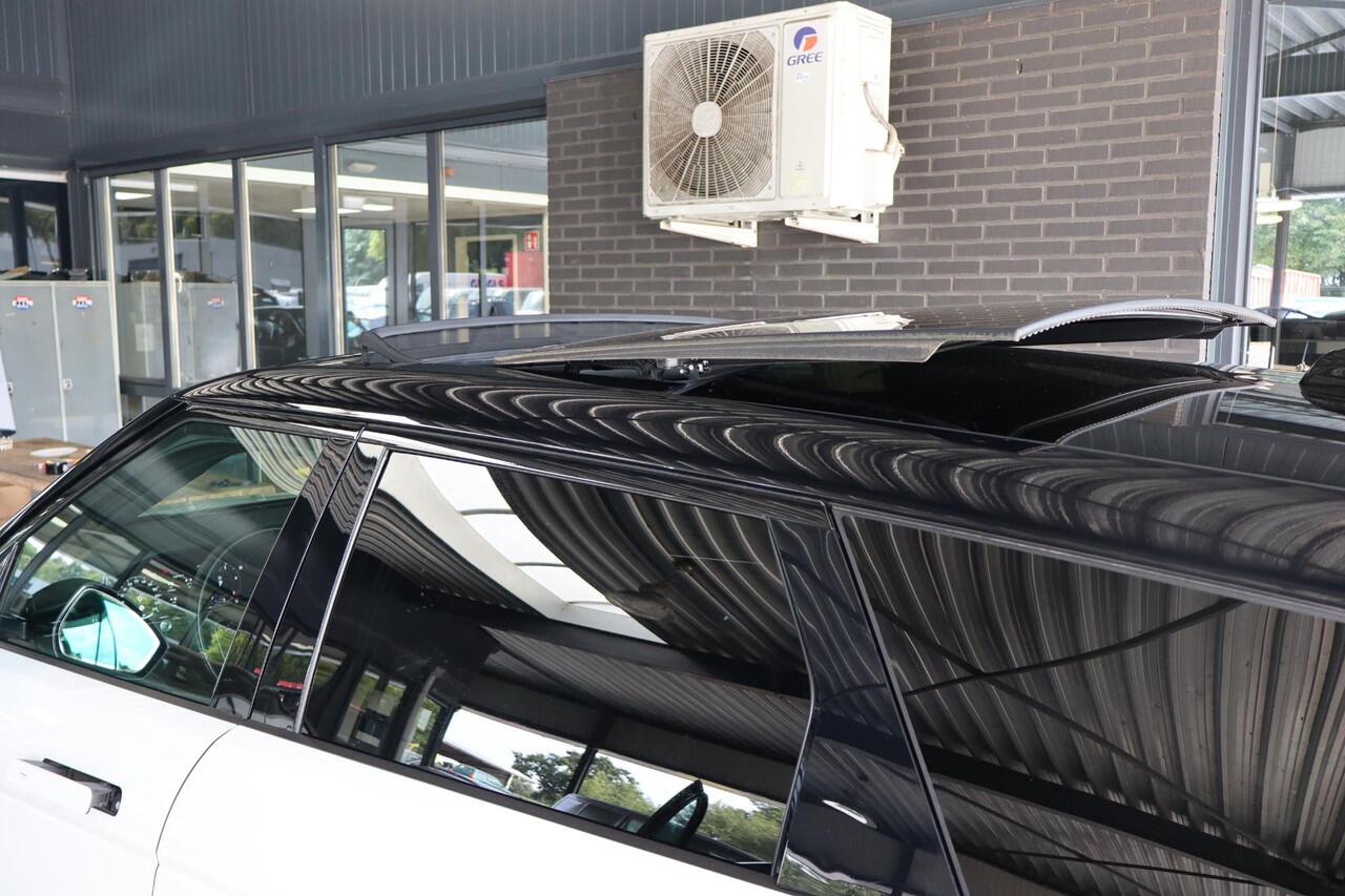 Land Rover RANGE ROVER EVOQUE 2.0 D180 AWD R-Dynamic First Edition (NW prijs ¤104.837,-), Virtual Cockpit, Panoramadak, Adaptieve Cruise control, Climate control, 360 Camera, Navigatie