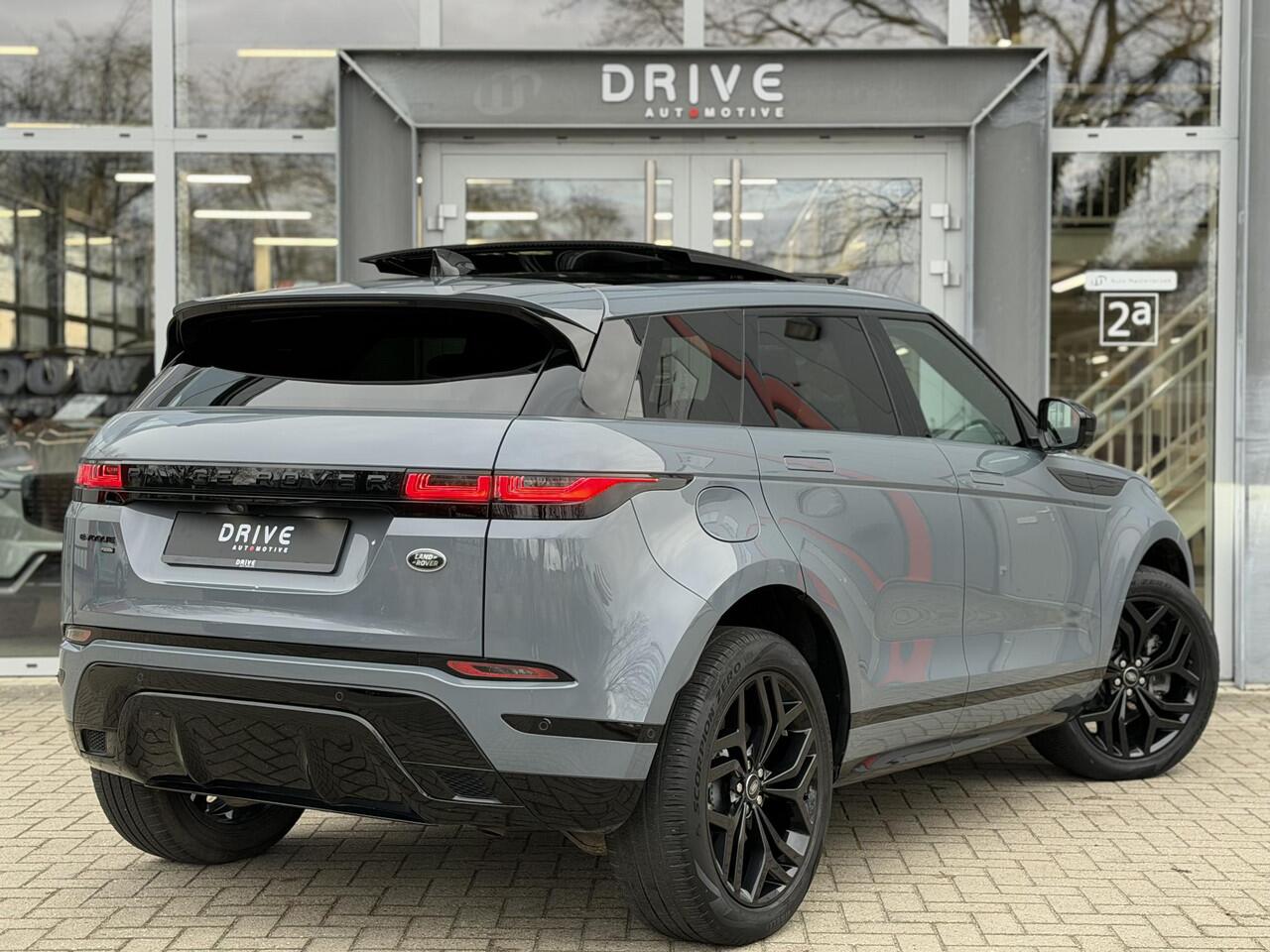 Land Rover RANGE ROVER EVOQUE 1.5 P300e AWD R-Dynamic SE Black Style|Schuif/kantel dak|Meridian|Sfeer|Winterpakket