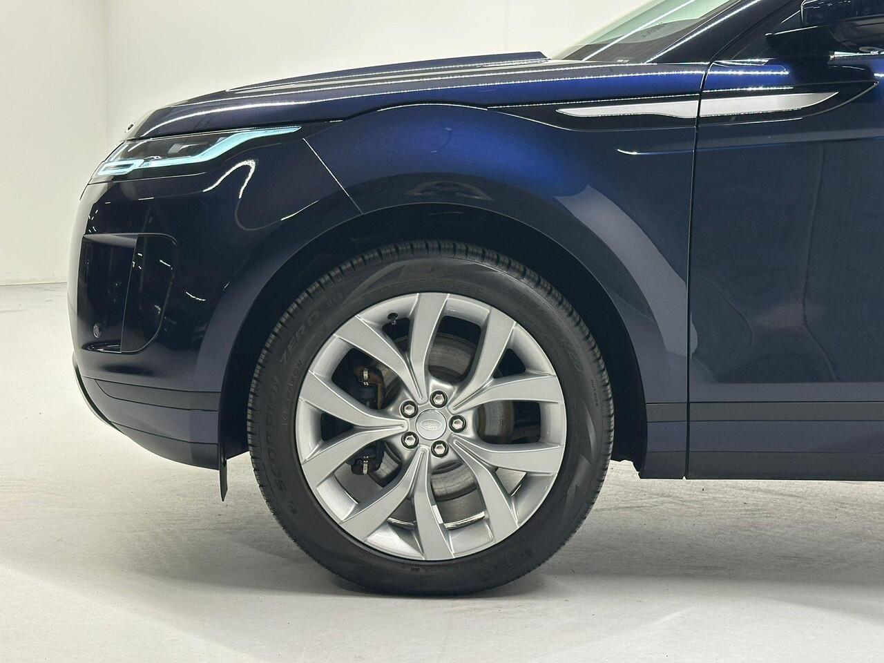 Land Rover RANGE ROVER EVOQUE 1.5 P300e AWD SE