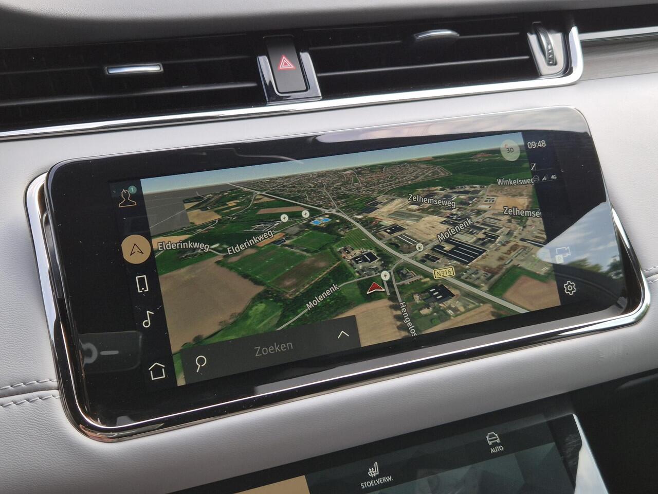 Land Rover RANGE ROVER EVOQUE AWD Autobiography PHEV Automaat / Schuif- en Kantel Dak / Lederen Bekleding / Elektrische Stoelen met Geheugen / Adaptief Cruise Control / Stoelventilatie / Meridian Premium Audio / Stuur-, Stoel en Achterbankverwarming / Elektrische Achterklep / Achterui