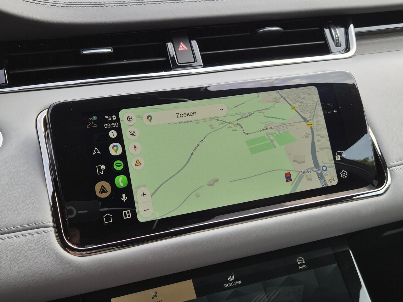 Land Rover RANGE ROVER EVOQUE AWD Autobiography PHEV Automaat / Schuif- en Kantel Dak / Lederen Bekleding / Elektrische Stoelen met Geheugen / Adaptief Cruise Control / Stoelventilatie / Meridian Premium Audio / Stuur-, Stoel en Achterbankverwarming / Elektrische Achterklep / Achterui