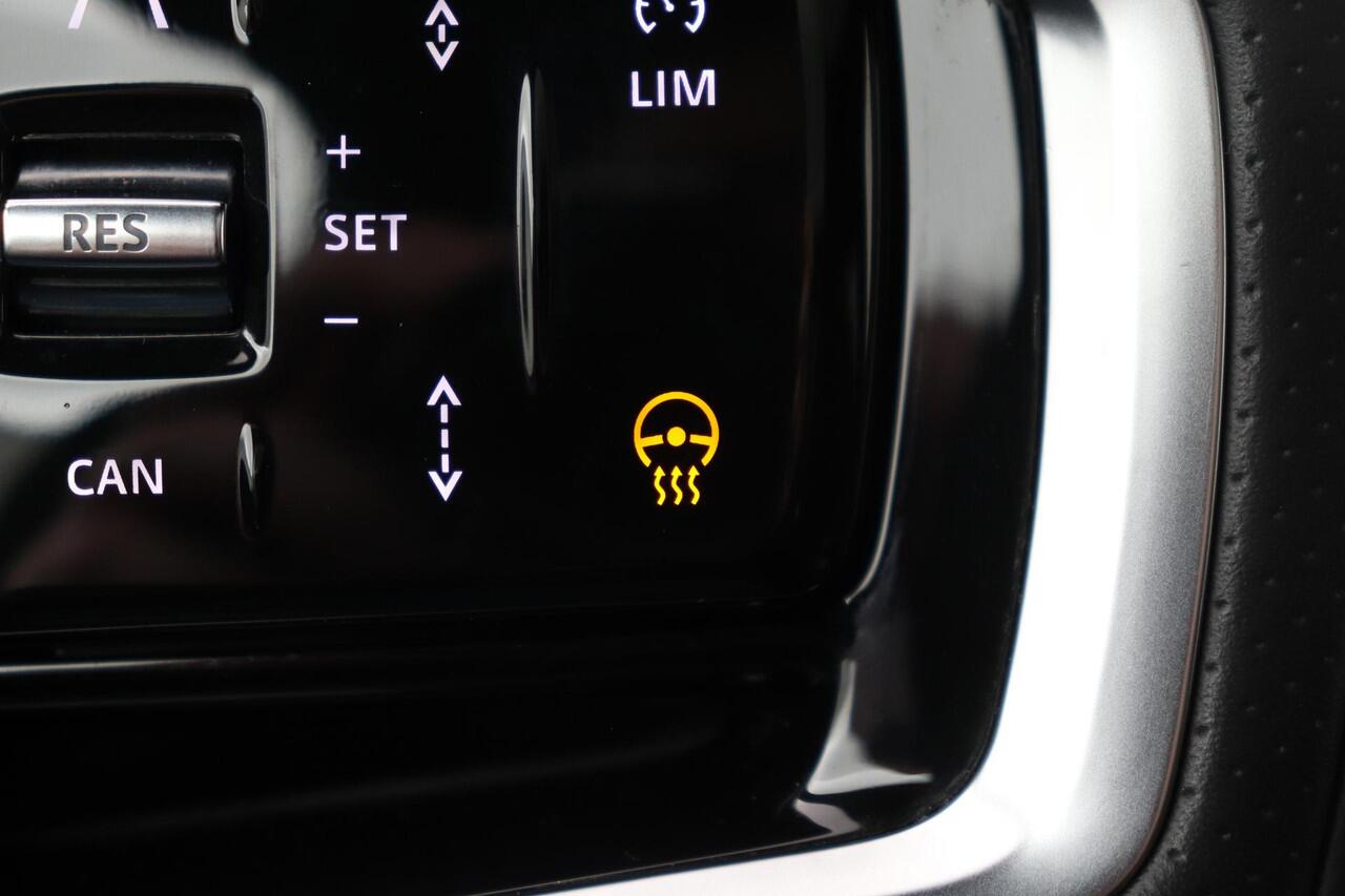 Land Rover RANGE ROVER EVOQUE P300e Dynamic SE | ACC | Panoramadak | Meridian Sound | 360° Camera | Leder