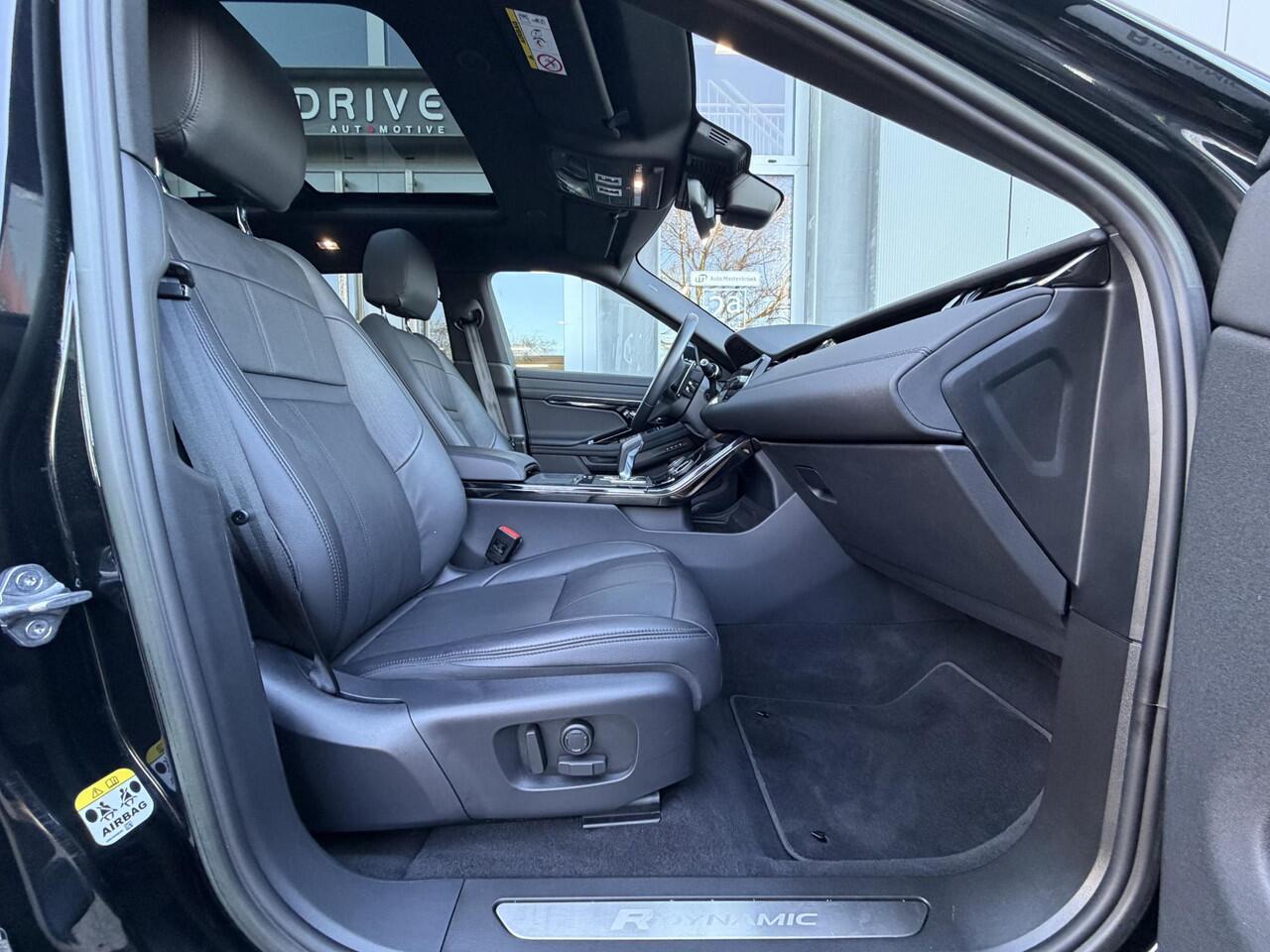 Land Rover RANGE ROVER EVOQUE 1.5 P300e AWD R-Dynamic SE Black Style|Schuif/Kantel dak|Sfeer|Meridian|Memory|ACC|Winterpakket|Trekhaak