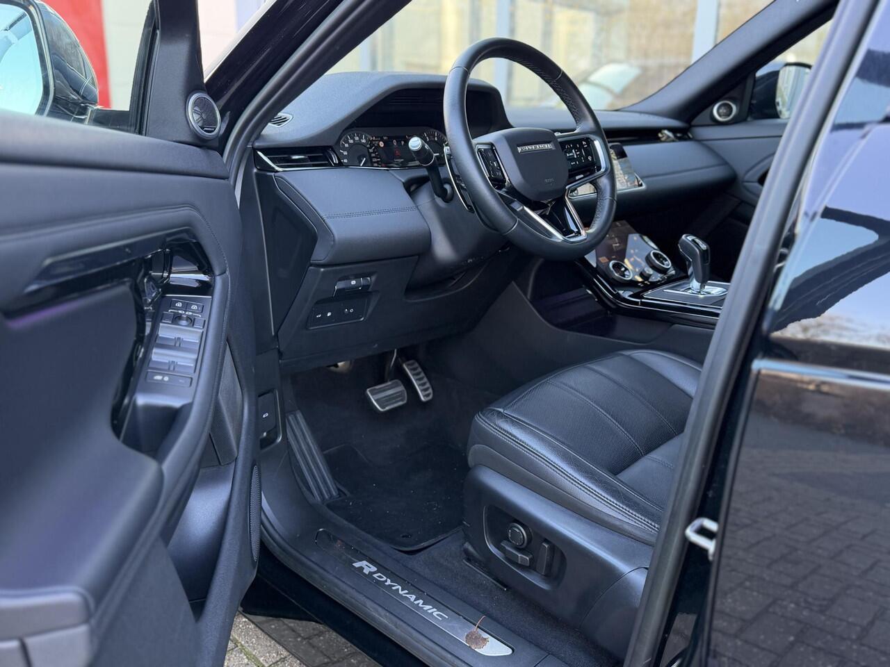 Land Rover RANGE ROVER EVOQUE 1.5 P300e AWD R-Dynamic SE Black Style|Schuif/Kantel dak|Sfeer|Meridian|Memory|ACC|Winterpakket|Trekhaak