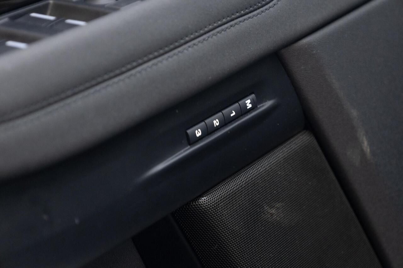 Land Rover RANGE ROVER EVOQUE 1.5 P300e AWD SE | Panoramadak |