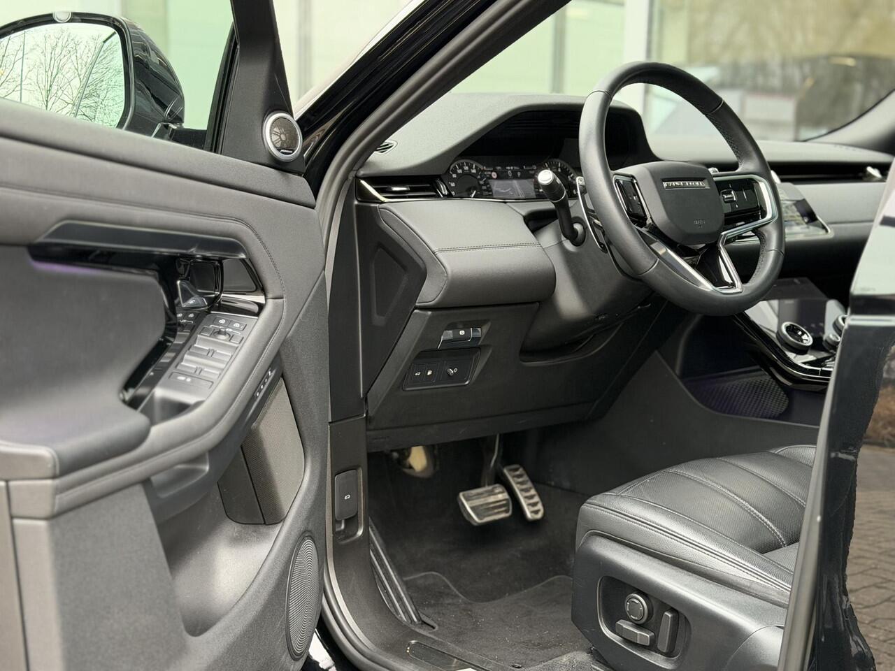 Land Rover RANGE ROVER EVOQUE 1.5 P300e AWD R-Dynamic SE Black Style|Schuif/kantel dak|Meridian|Sfeer|Winterpakket