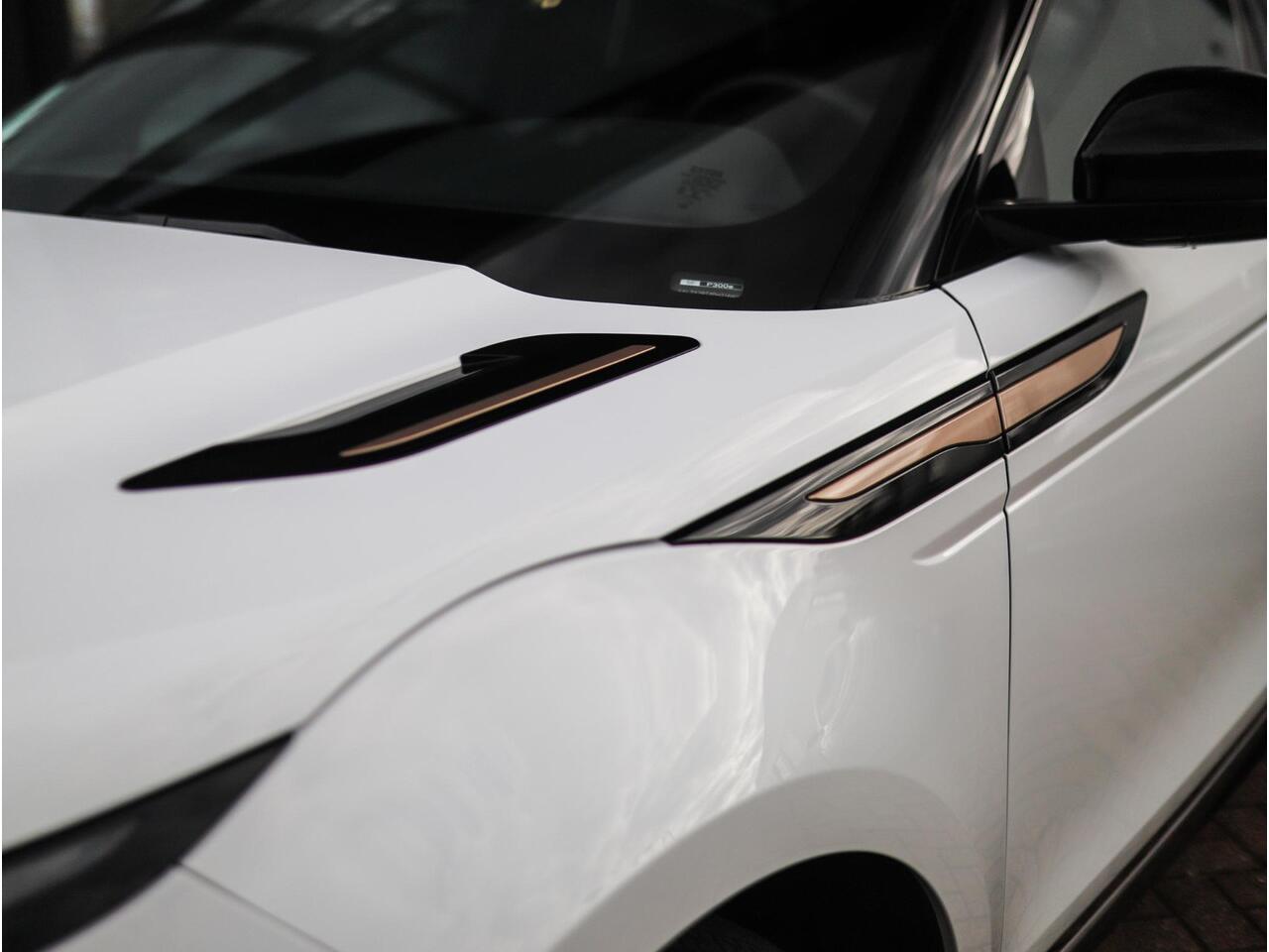 Land Rover RANGE ROVER EVOQUE 1.5 P300e AWD R-Dynamic SE | Meridian | Memory | Leder | Stoelverw. | ACC