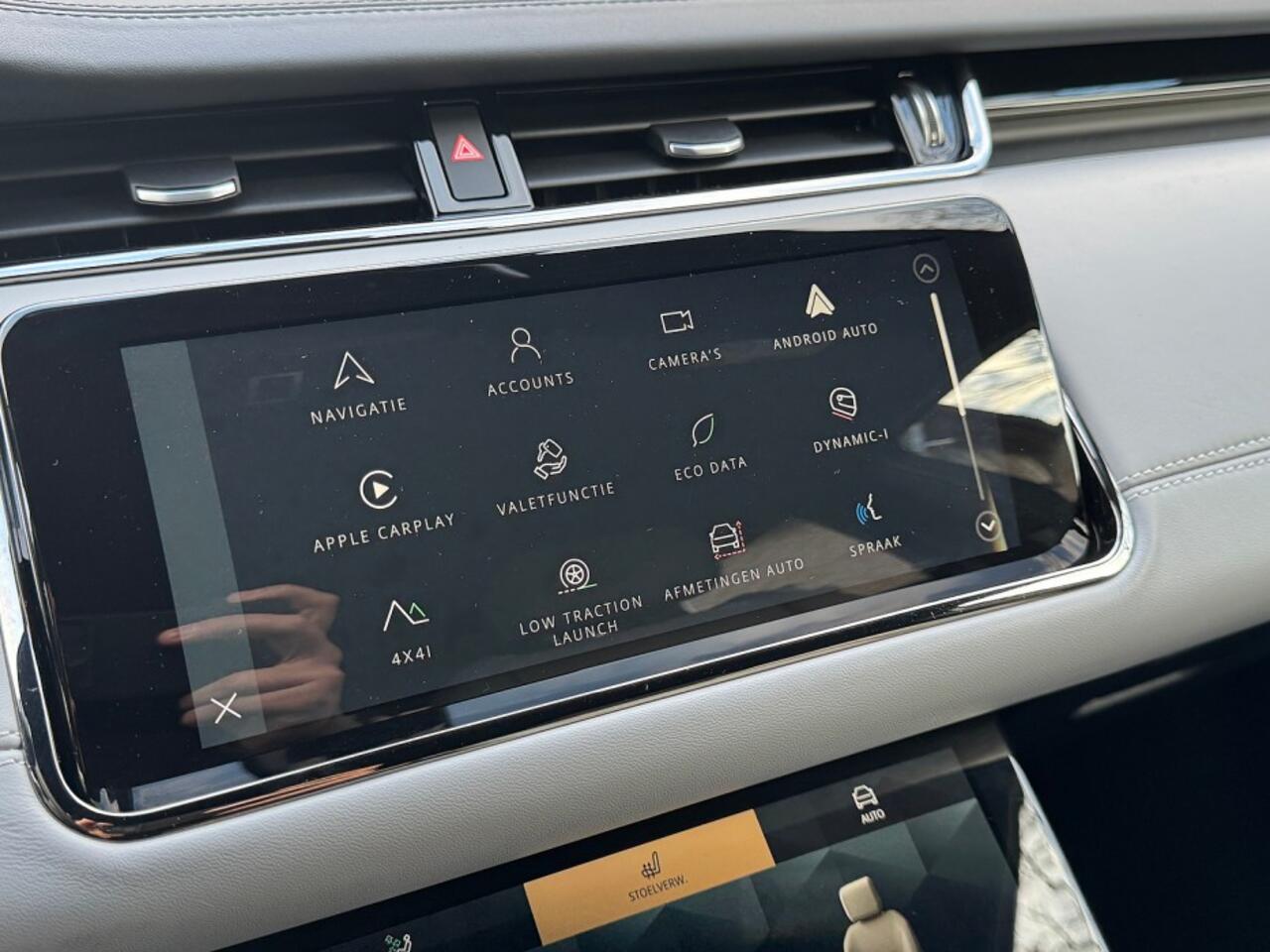 Land Rover RANGE ROVER EVOQUE 1.5 P300e AWD Autobiography leer,panodak,camera,meridian,lmv,led