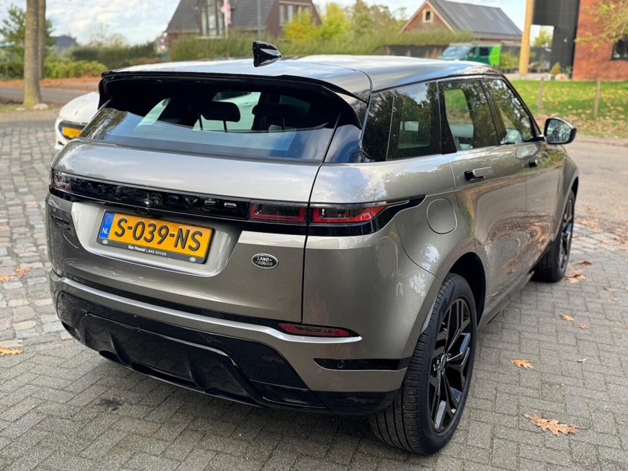 Land Rover RANGE ROVER EVOQUE 1.5 P300e AWD Autobiography leer,panodak,camera,meridian,lmv,led