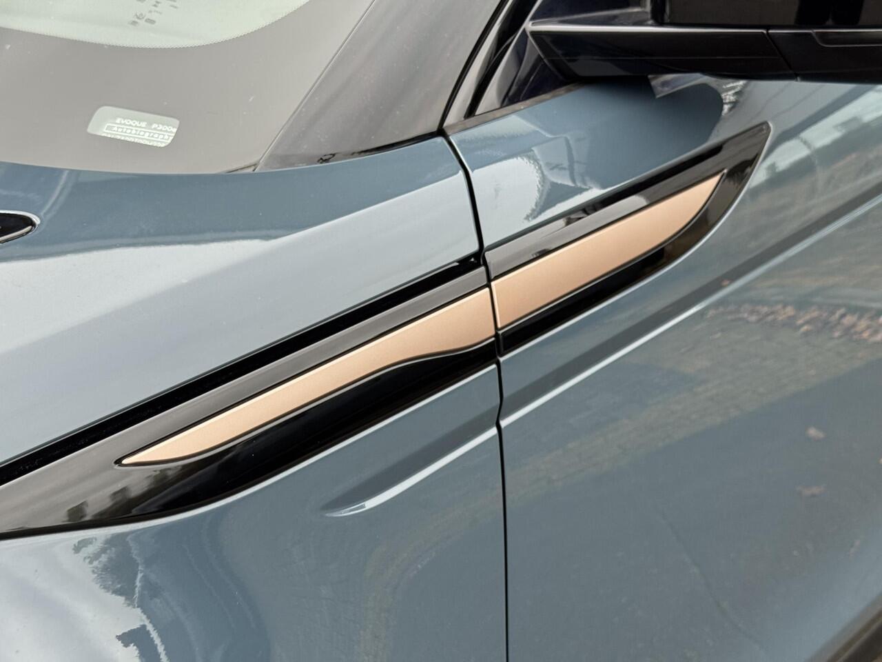 Land Rover RANGE ROVER EVOQUE P300e Autobiography AWD