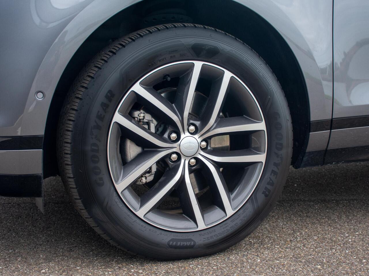 Land Rover RANGE ROVER EVOQUE 1.5 P270e PHEV AWD Dynamic SE l Facelift l Black Pack l Panorama dak l Adapt. Cruise l 360 Camera l 20"