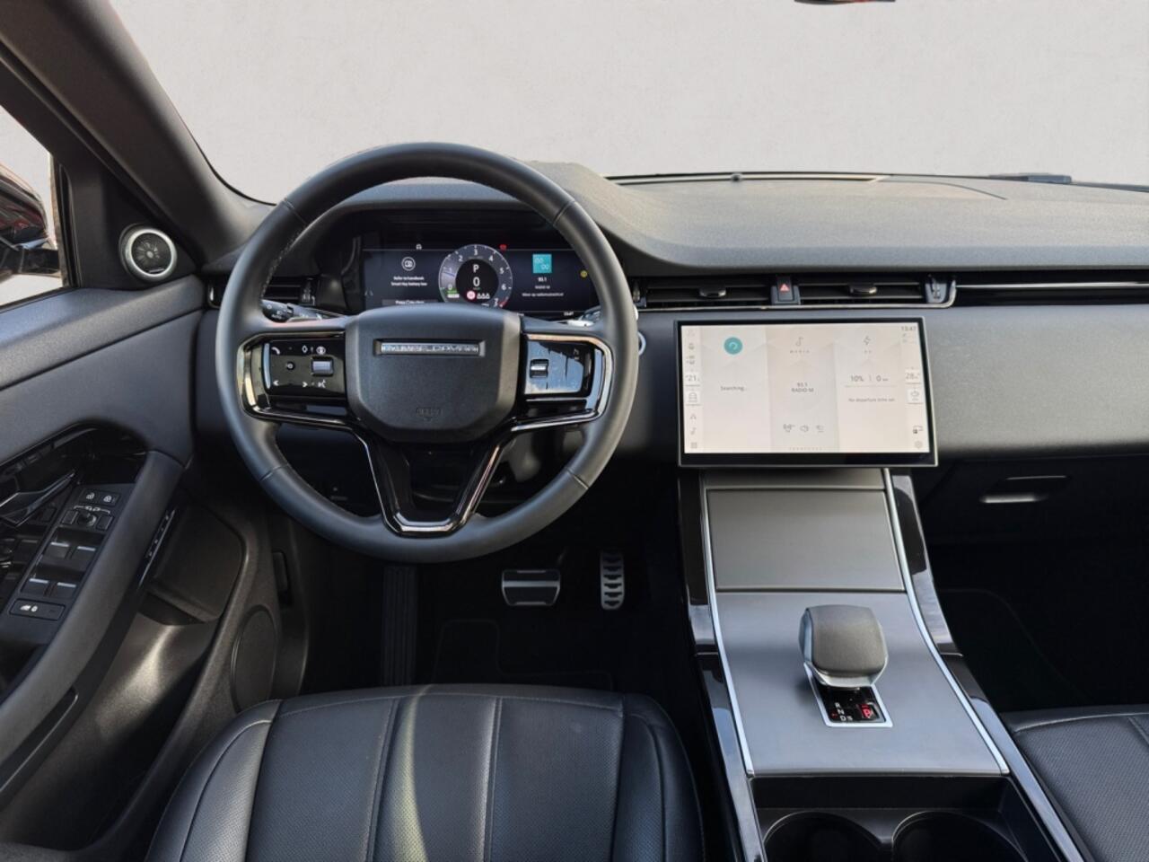 Land Rover RANGE ROVER EVOQUE 1.5 P270e AWD | BTW | Panoramadak | Meridian Sound | Winterpakke