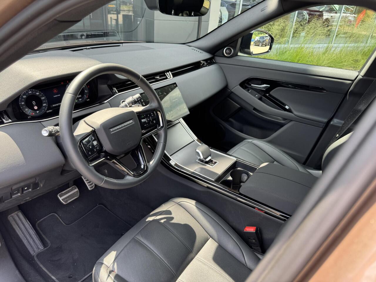 Land Rover RANGE ROVER EVOQUE P270e PHEV AWD SE Dynamic Edition