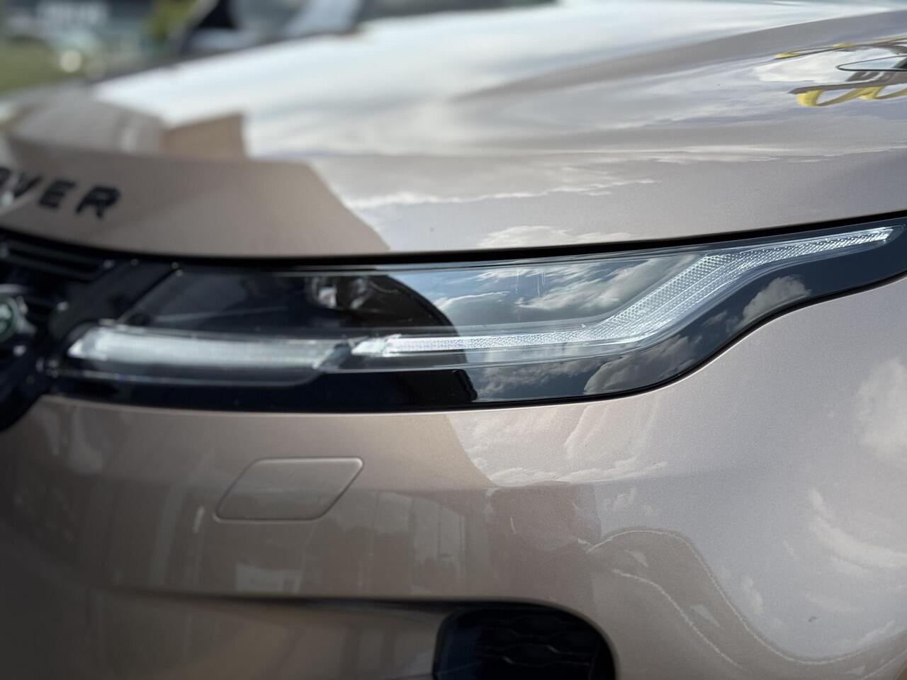 Land Rover RANGE ROVER EVOQUE P270e PHEV AWD SE Dynamic Edition