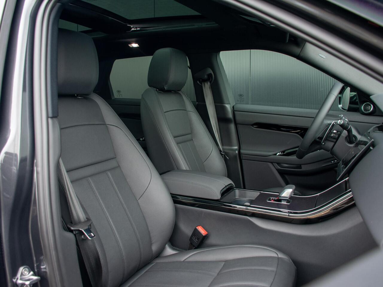 Land Rover RANGE ROVER EVOQUE 1.5 P270e PHEV Dynamic SE l Facelift l Black Pack l Schuif-/kantel dak l Adapt. Cruise l 360 Camera l 20"