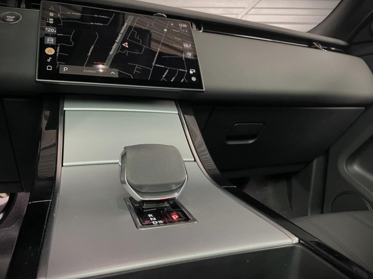 Land Rover RANGE ROVER EVOQUE P270e SE Dynamic Carpathian Grey Black Pack Panodak ACC Meridian SoundStoel+Stuurverwarming