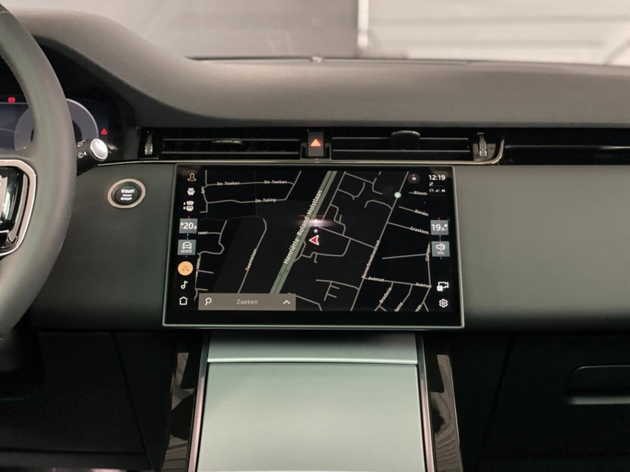 Land Rover RANGE ROVER EVOQUE P270e SE Dynamic Carpathian Grey Black Pack Panodak ACC Meridian SoundStoel+Stuurverwarming