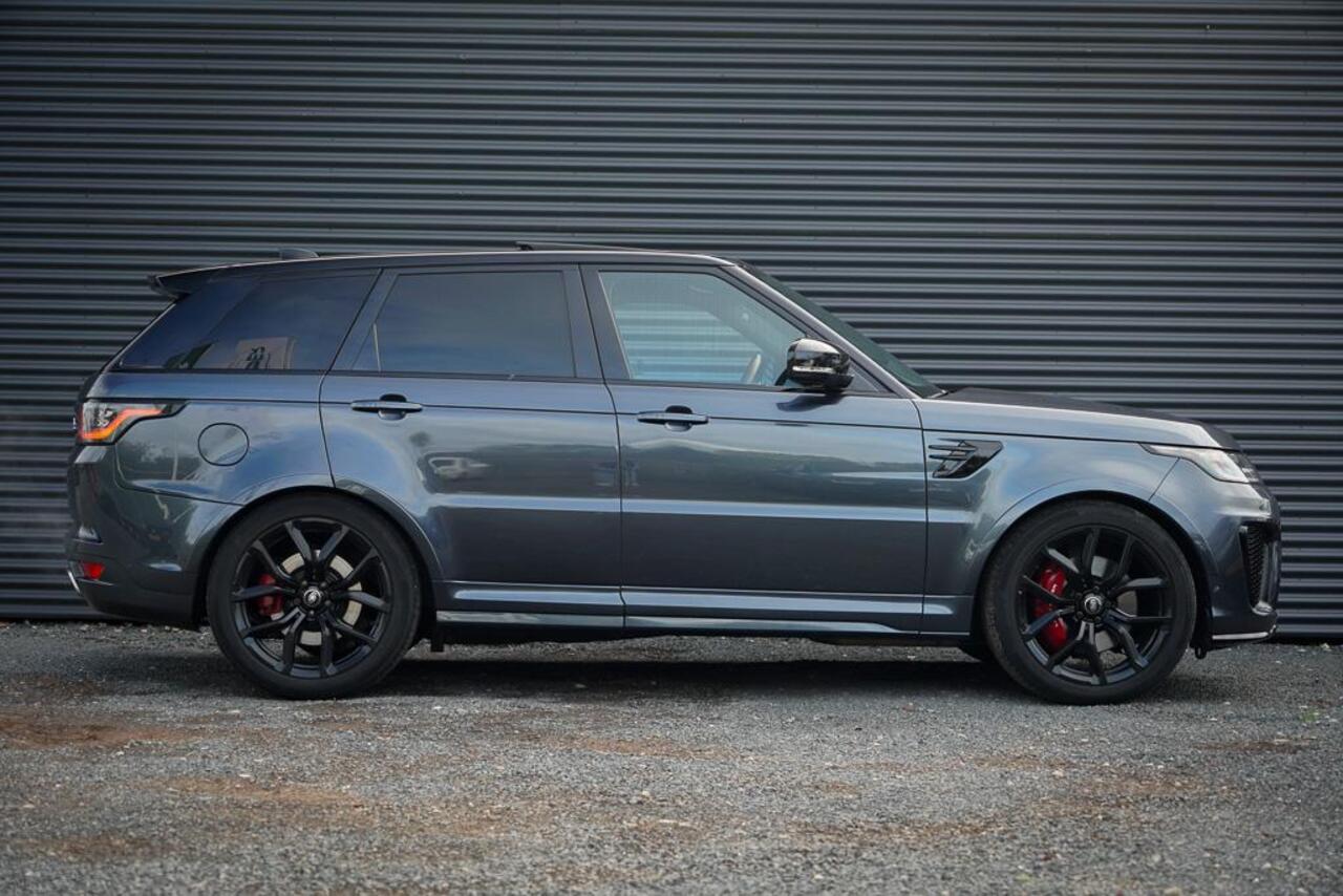Land Rover RANGE ROVER SPORT 5.0 V8 SVR 575 PK / SVO Lak / Pano / Alcantara / Carbon / Trekhaak