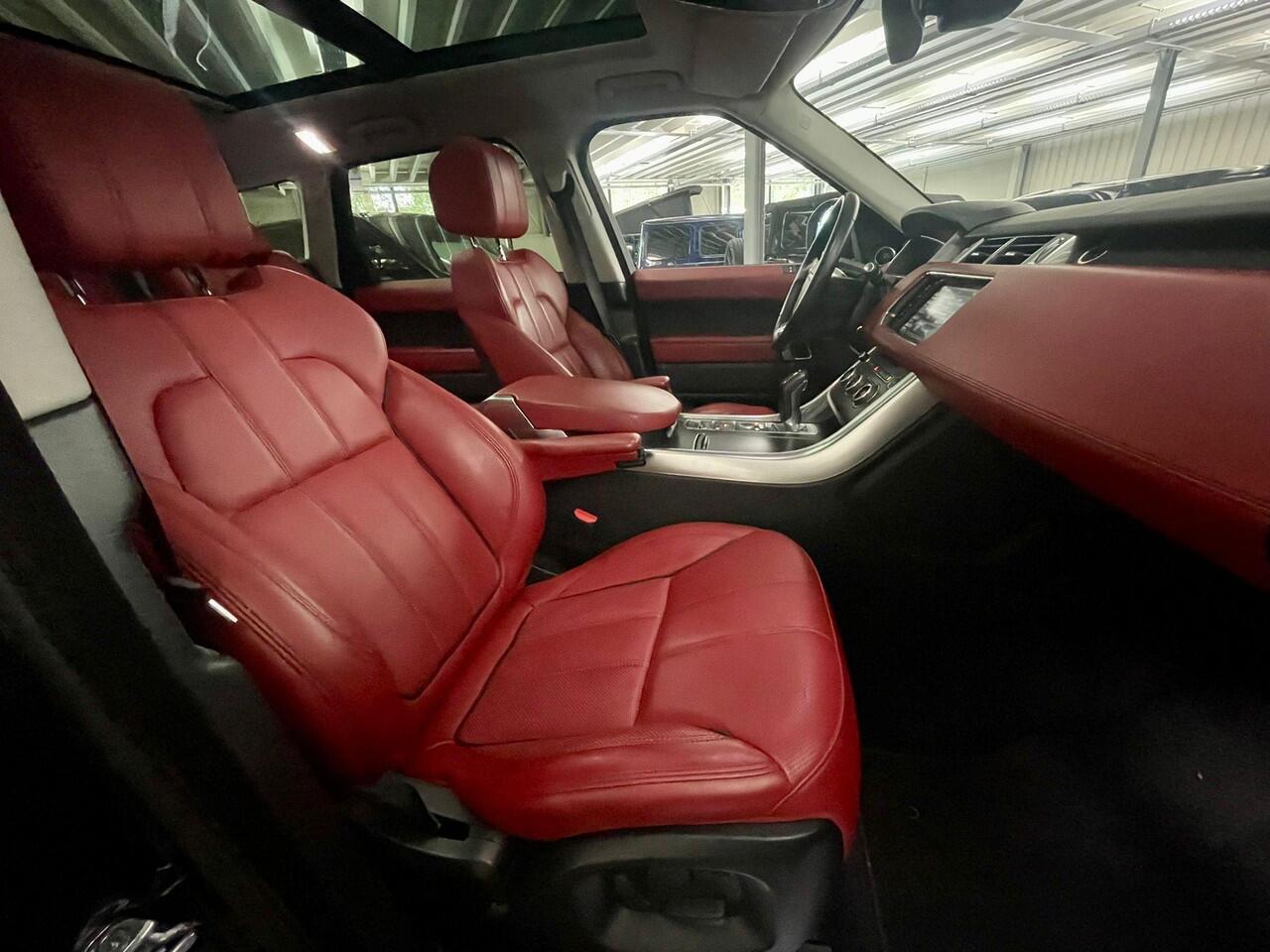 Land Rover RANGE ROVER SPORT 3.0 V6 S/C HSE Black line, 22 inch, SVR pack, Panorama, DVD