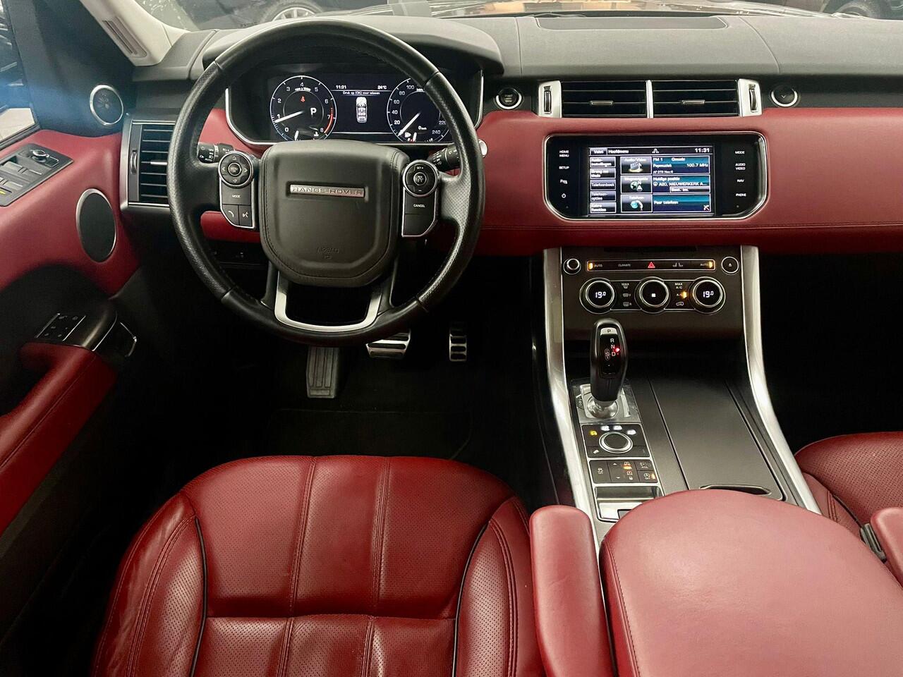 Land Rover RANGE ROVER SPORT 3.0 V6 S/C HSE Black line, 22 inch, SVR pack, Panorama, DVD