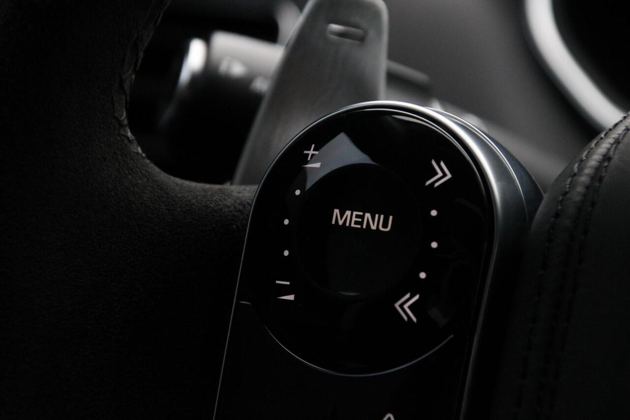 Land Rover RANGE ROVER SPORT 3.0 P400 HST | Carbon | Trekhaak |