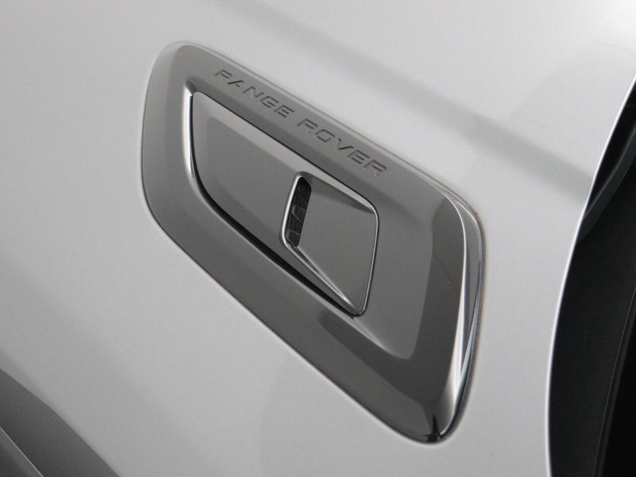 Land Rover RANGE ROVER SPORT P400e HSE