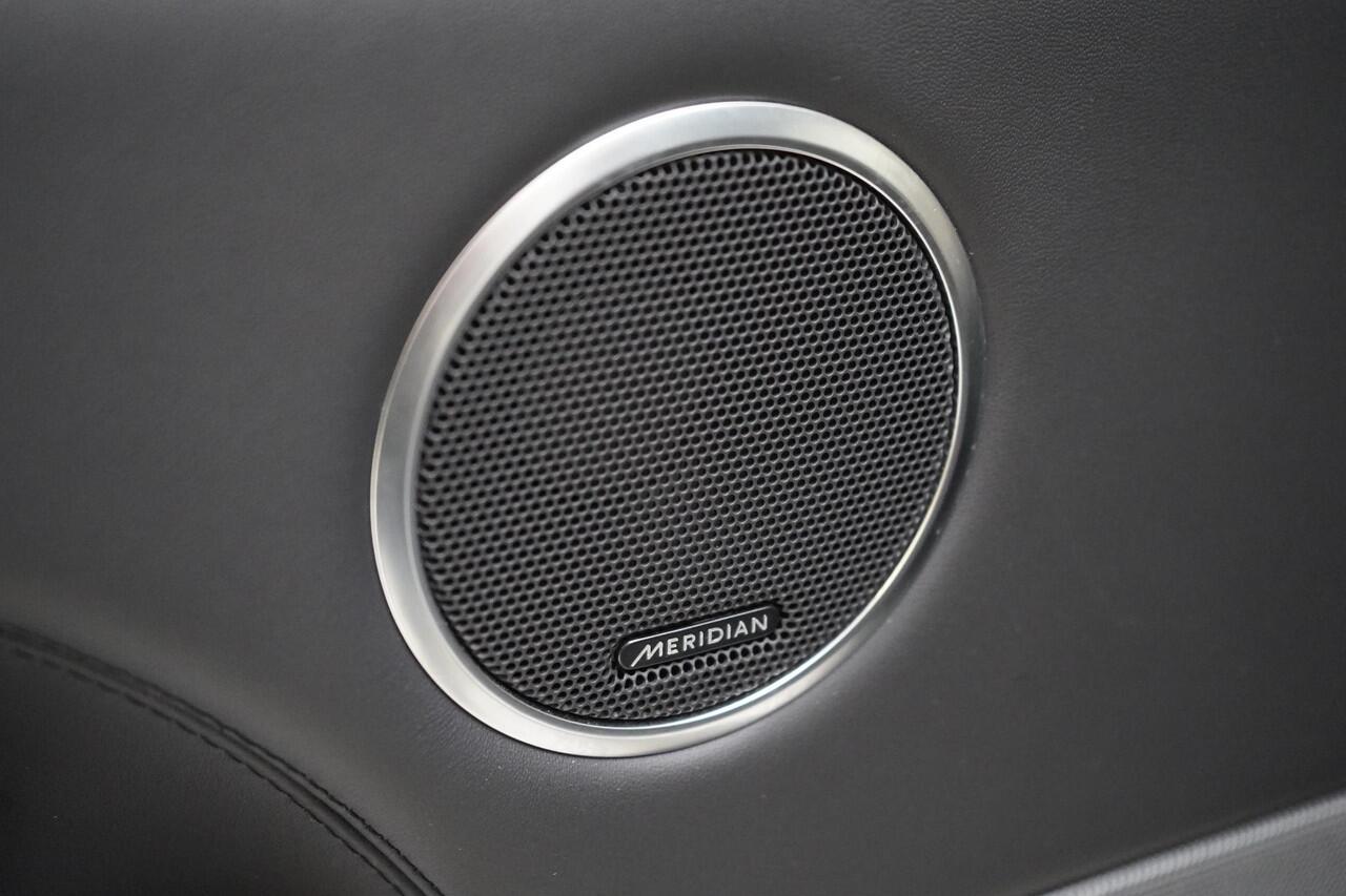 Land Rover RANGE ROVER SPORT 2.0 P400e 404pk HSE Dynamic | Panoramadak | Luchtvering | Memory | Speciale lak | Zwart optiek