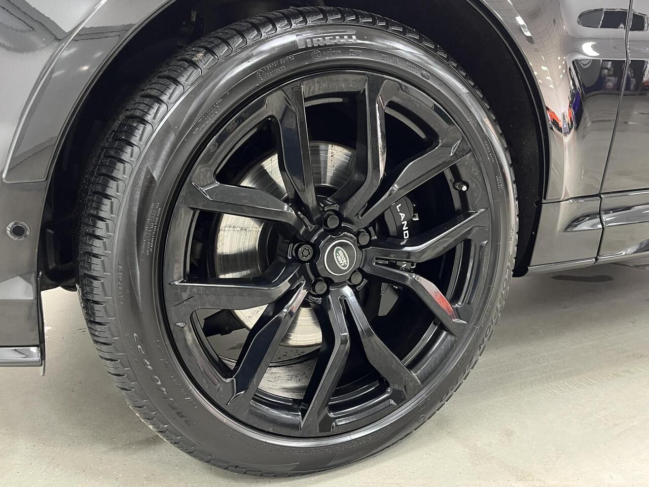 Land Rover RANGE ROVER SPORT 5.0 V8 SC SVR*FULL CARBON*HAAK*PANO*HUD*MERIDIAN*