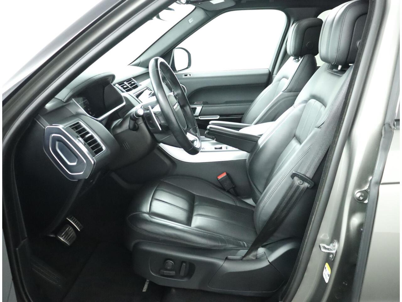 Land Rover RANGE ROVER SPORT P400e HSE Dynamic Stealth | NAP | Automaat | Pano | Memory | Bomvol!