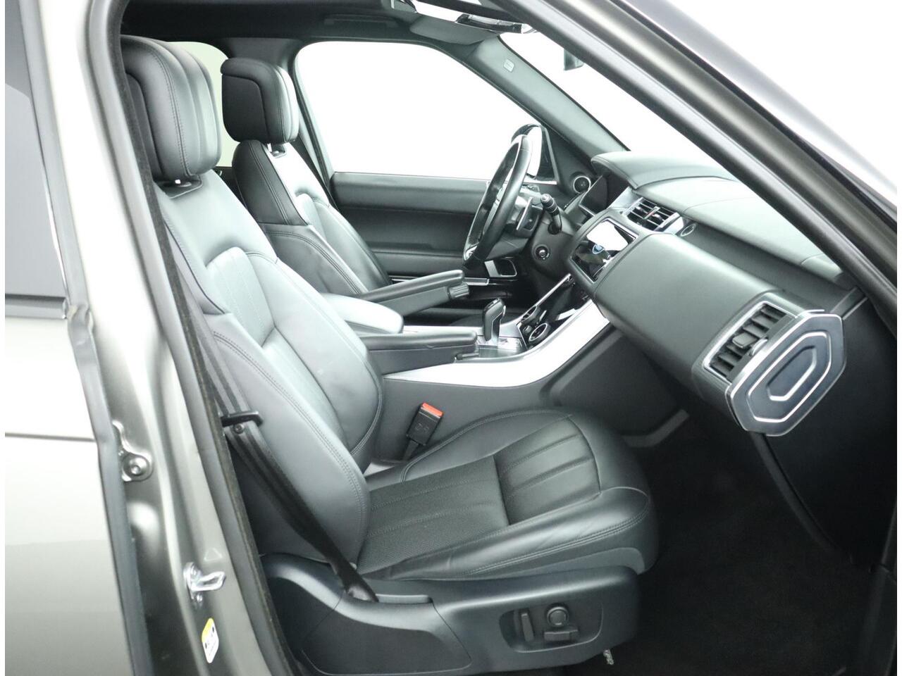 Land Rover RANGE ROVER SPORT P400e HSE Dynamic Stealth | NAP | Automaat | Pano | Memory | Bomvol!