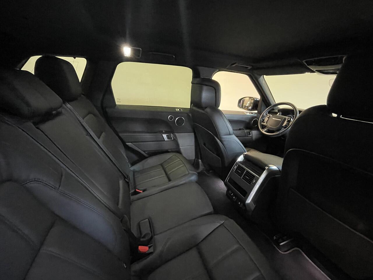Land Rover RANGE ROVER SPORT P400e SE Black Pack Navigatie Apple Carplay/Android Auto Camera Parkeersensoren Meridian Sound System LED koplampen Cruise Control 21"lichtmetalen velgen Climate Control Getinte ramen