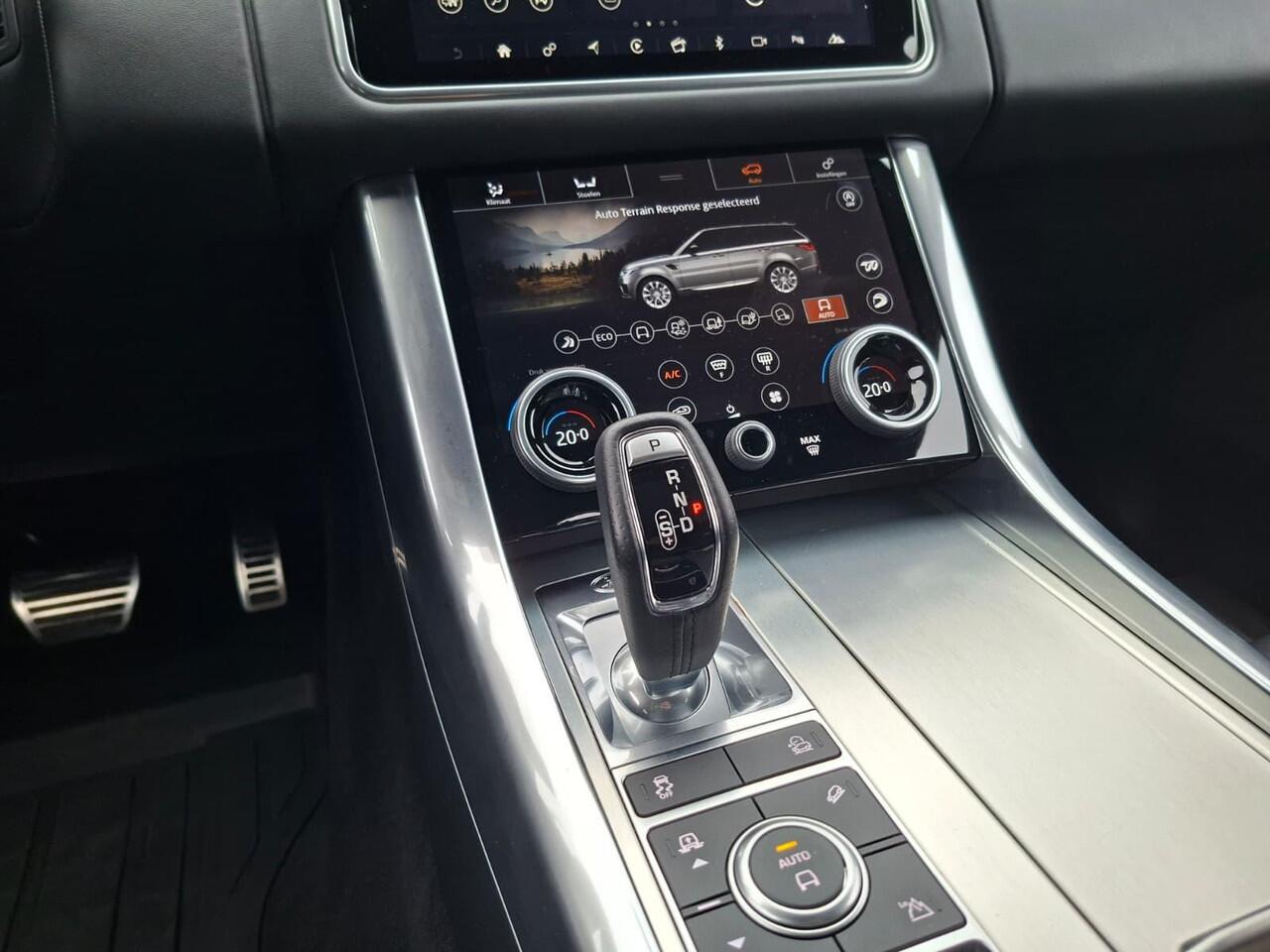 Land Rover RANGE ROVER SPORT P575 SVR Carbon Edition 5.0 V8 Supercharged | Panoramadak | Meridian Surround | 2 eig | Onlangs onderhoud gehad