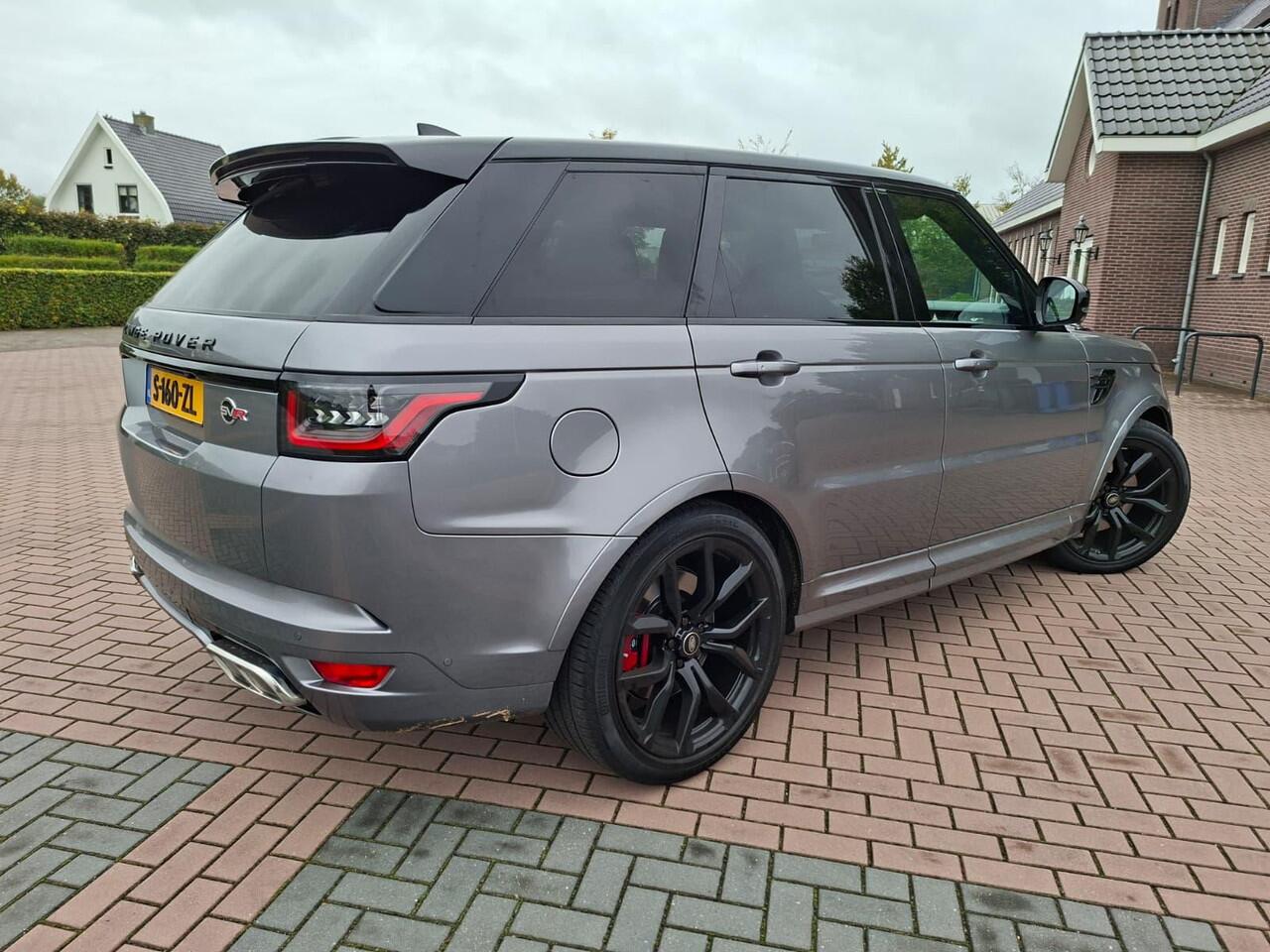 Land Rover RANGE ROVER SPORT P575 SVR Carbon Edition 5.0 V8 Supercharged | Panoramadak | Meridian Surround | 2 eig | Onlangs onderhoud gehad
