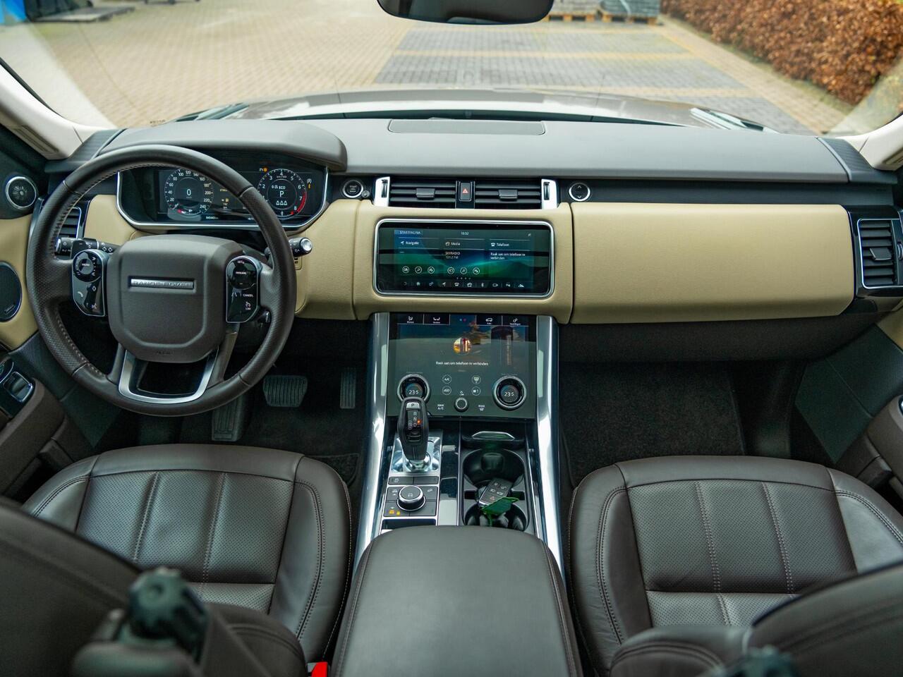 Land Rover RANGE ROVER SPORT 3.0 P360 MHEV HST | Volleder Exclusive | CarPlay | LaneAssist | Stuurverw | Matrix Led | Black pack | uitklapbare instap dorpel | Etc.. 45000km!