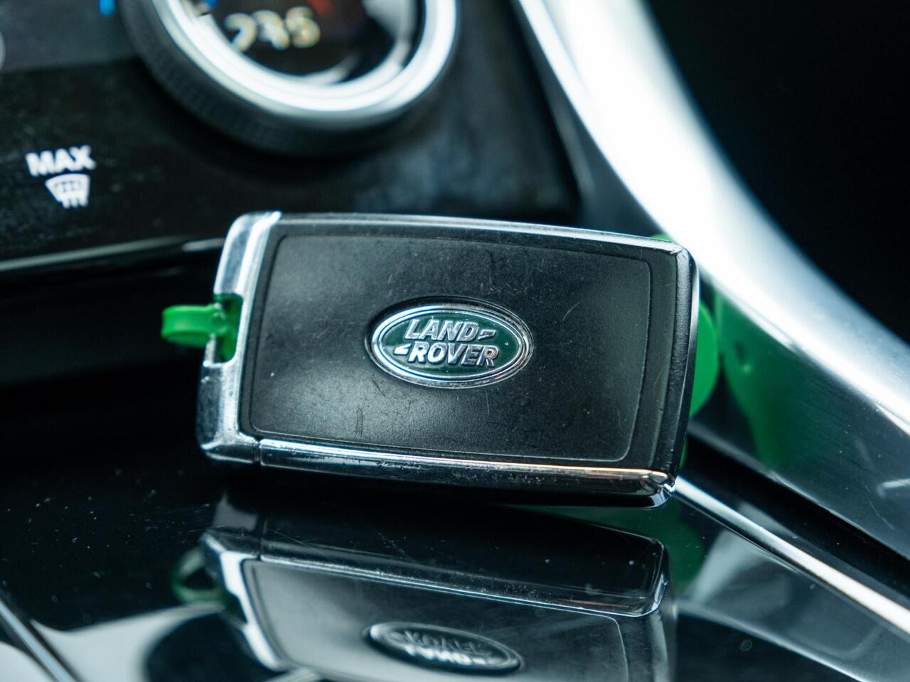 Land Rover RANGE ROVER SPORT 3.0 P360 MHEV HST | Volleder Exclusive | CarPlay | LaneAssist | Stuurverw | Matrix Led | Black pack | uitklapbare instap dorpel | Etc.. 45000km!